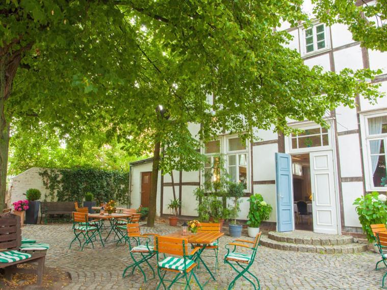 Landgasthaus & Hotel Lindenhof Königslutter am Elm Extérieur photo